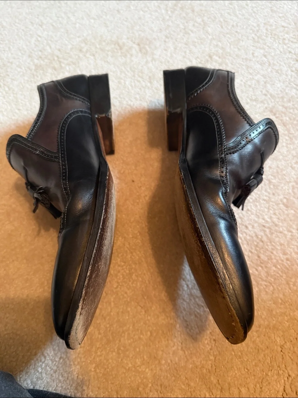 Magnanni Two-Tone Dark Brown and Black Tassel Loafers